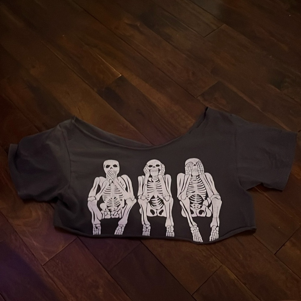 Crop top with skeletons